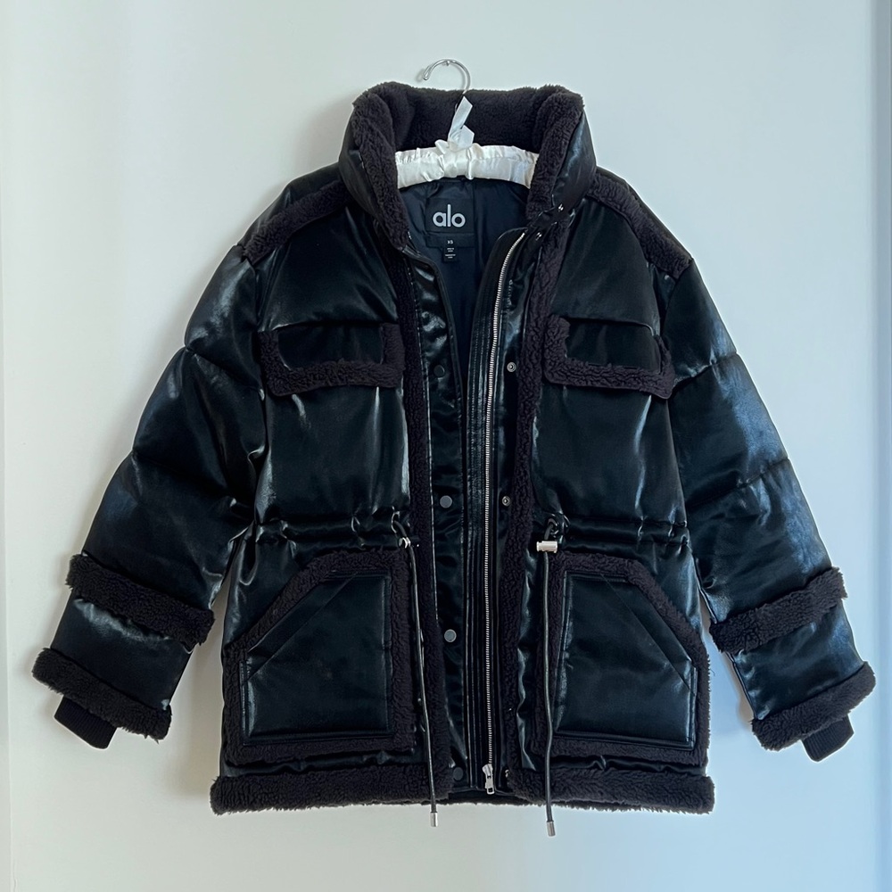 Alo Yoga Ice Breaker Puffer Jacket